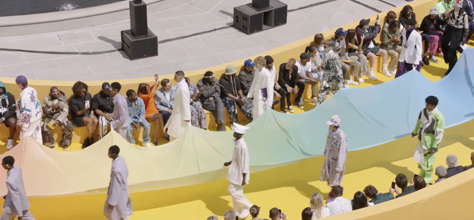 Kendrick Lamar performed at the Louis Vuitton Men's Spring/Summer 2023  collection show in Paris Long Live Virgil 🕊💛